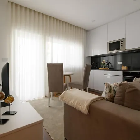 Pimenta Four House *