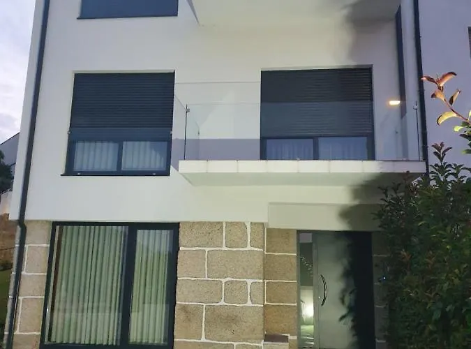 Pimenta Four House Apartment Amarante